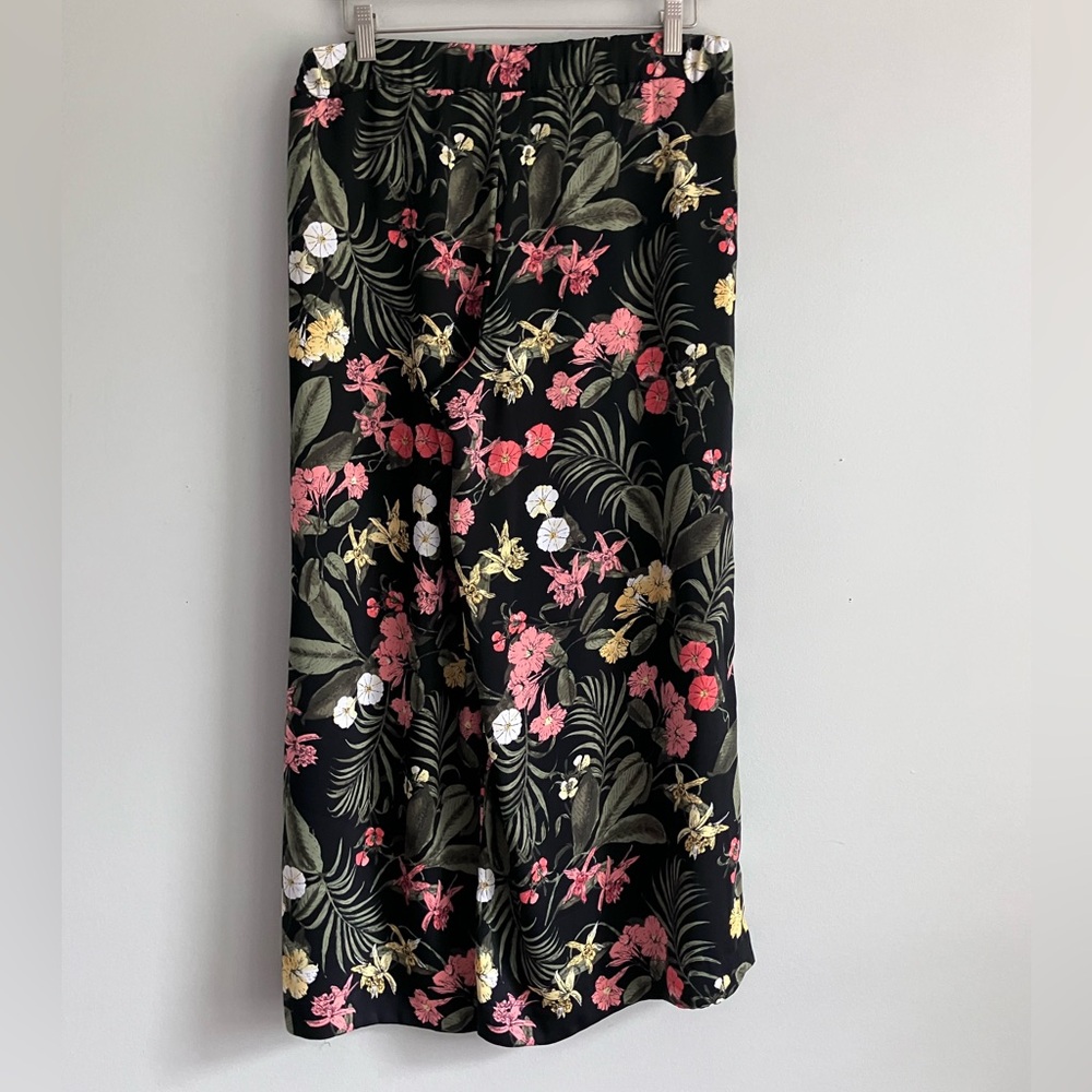 LIZ CLAIBORNE Wide Leg High Waisted Floral Cropped Pants Size 6  (like a 10-12) - Picture 5 of 12